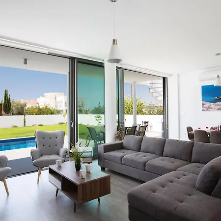 Nissi Pearl Villas Βίλα