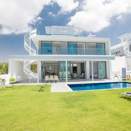 Nissi Pearl Villas *
