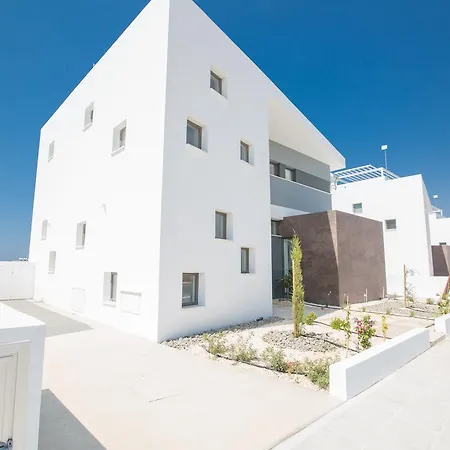 Nissi Pearl Villas